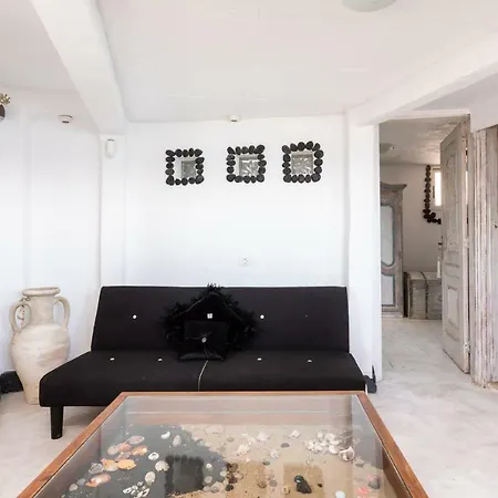 شقة Homelike Romantic Sea Front House Pool