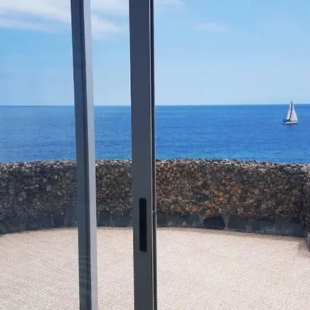 Homelike Romantic Sea Front House Pool *