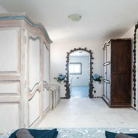 Homelike Romantic Sea Front House Pool Appartement