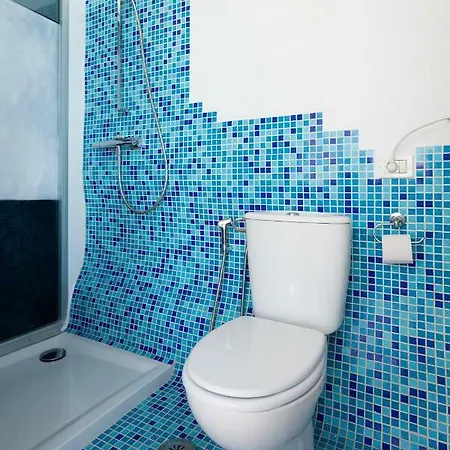 Apartmán Homelike Romantic Sea Front House Pool *