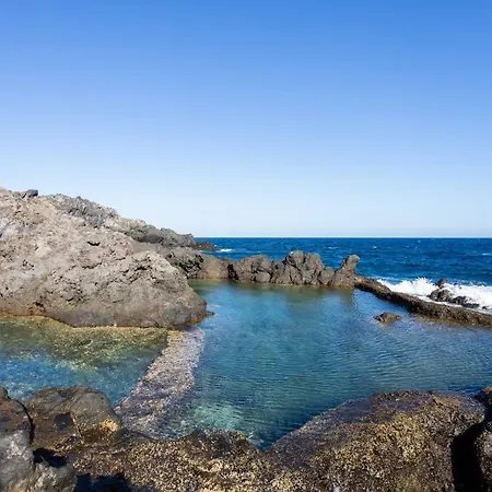 Homelike Romantic Sea Front House Pool Güimar